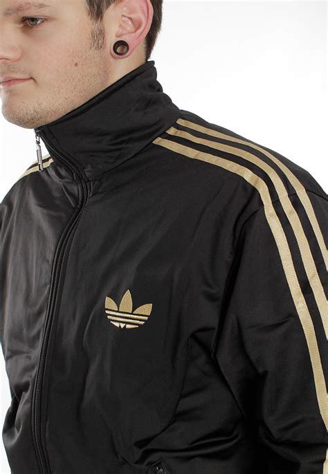 adidas originals trefoil.